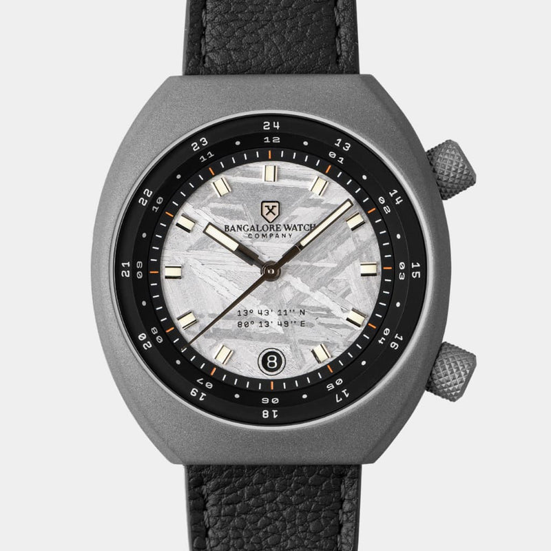 Close-up of the Apogee Extraterrestrial’s dial, crafted from a piece of the Muonionalusta meteorite.